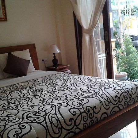 Uma Taman House Hotell Ubud Exteriör bild