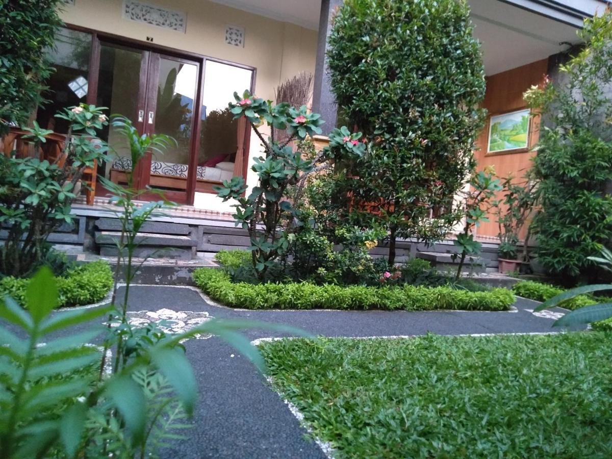 Uma Taman House Hotell Ubud Exteriör bild