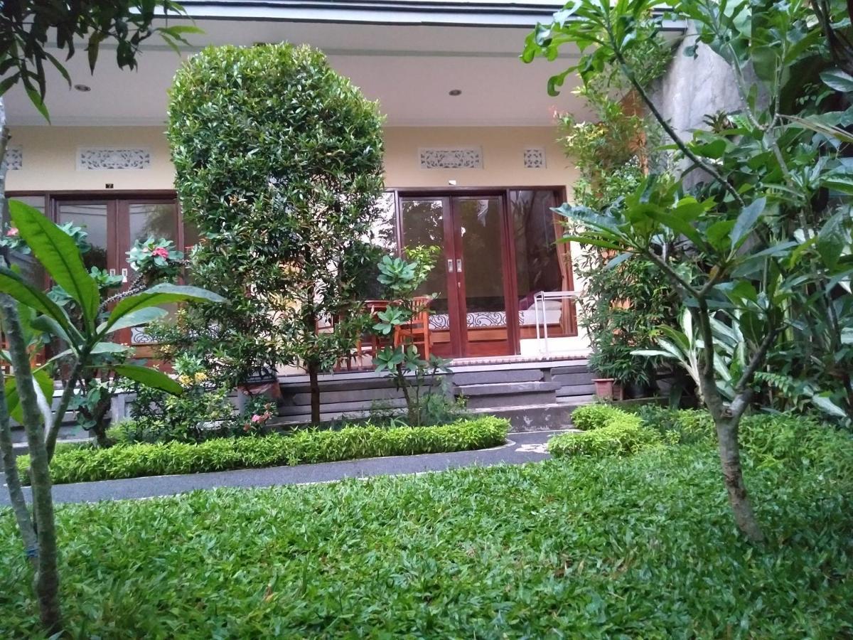 Uma Taman House Hotell Ubud Exteriör bild